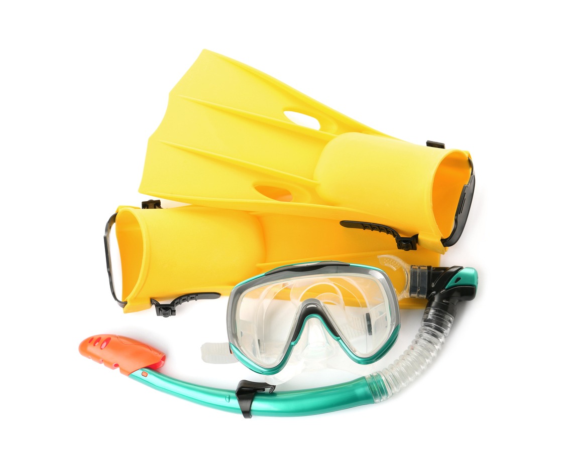 Snorkeling Gear: Should You Buy or Rent?