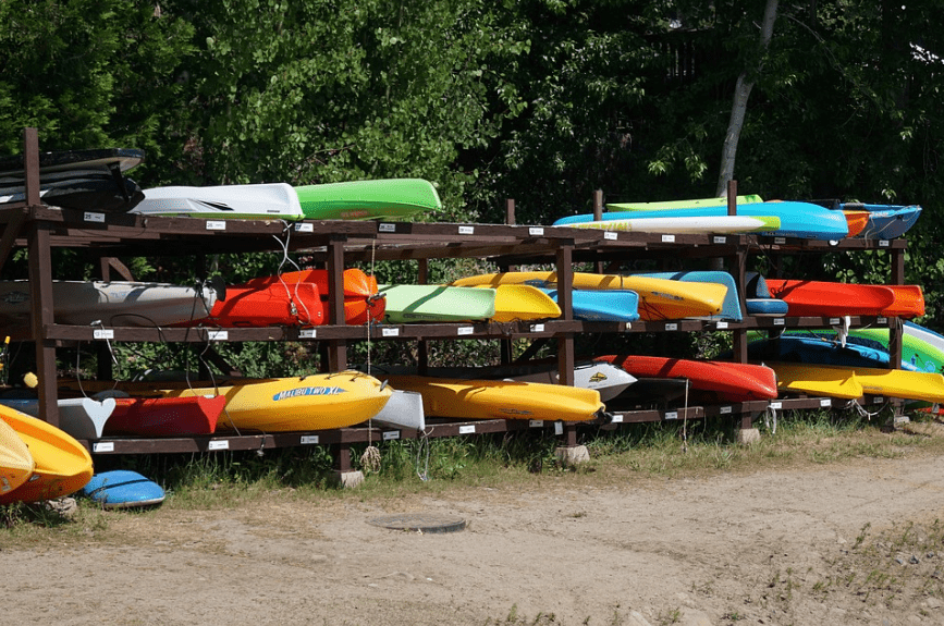 varieties of paddle boards in size, colors, and purpose 